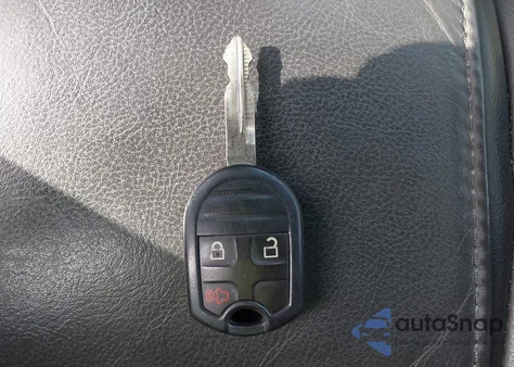 2015 Ford Explorer Xlt z USA, uszkodzony, nr VIN 1FM5K8D81FGA06111